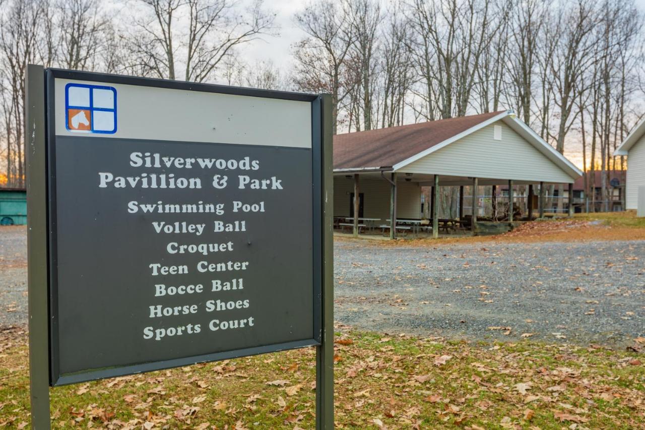 Crown At Silverwoods Hotel DuBois